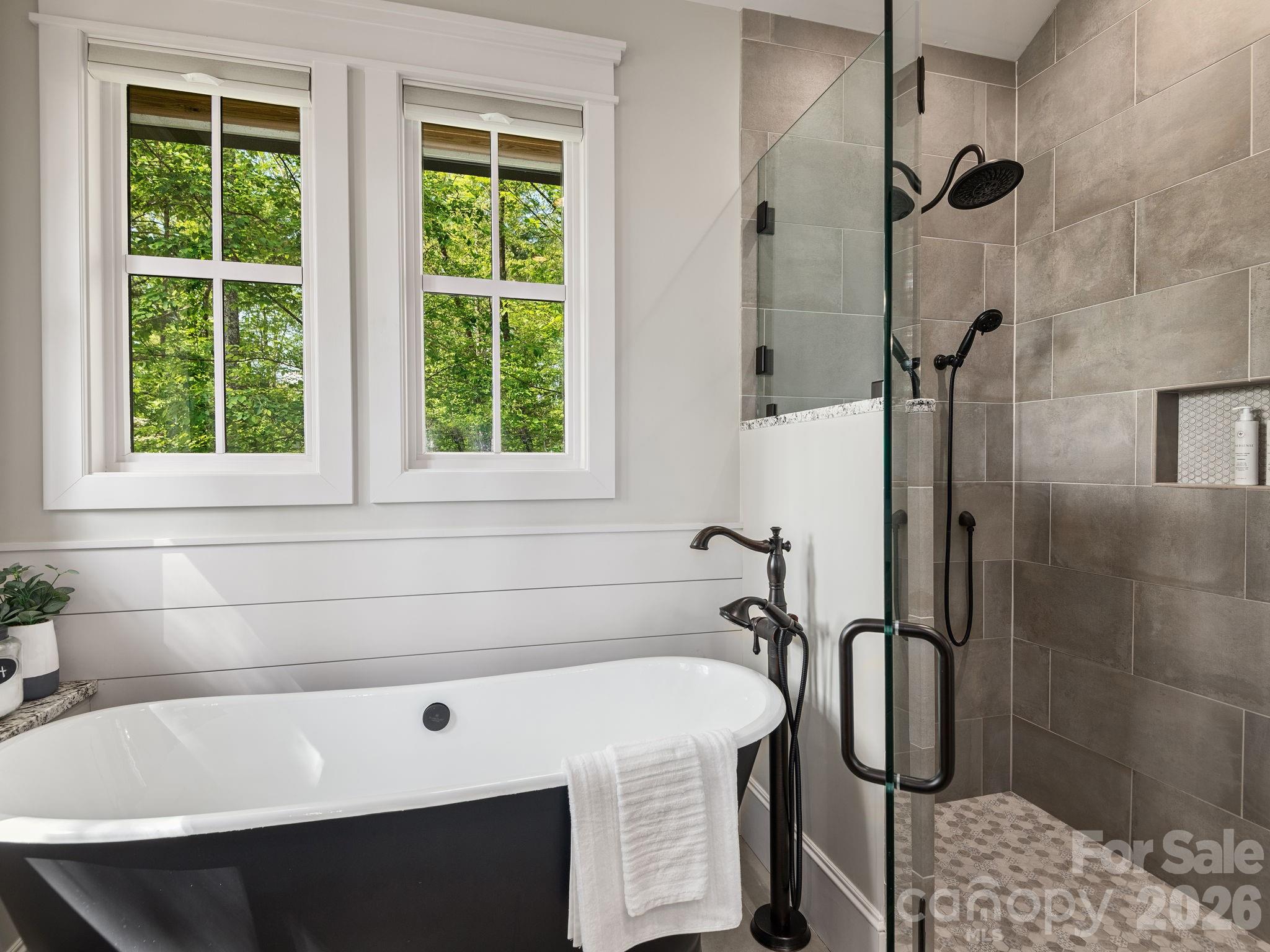 41 Hawberry Court Asheville NC 28805