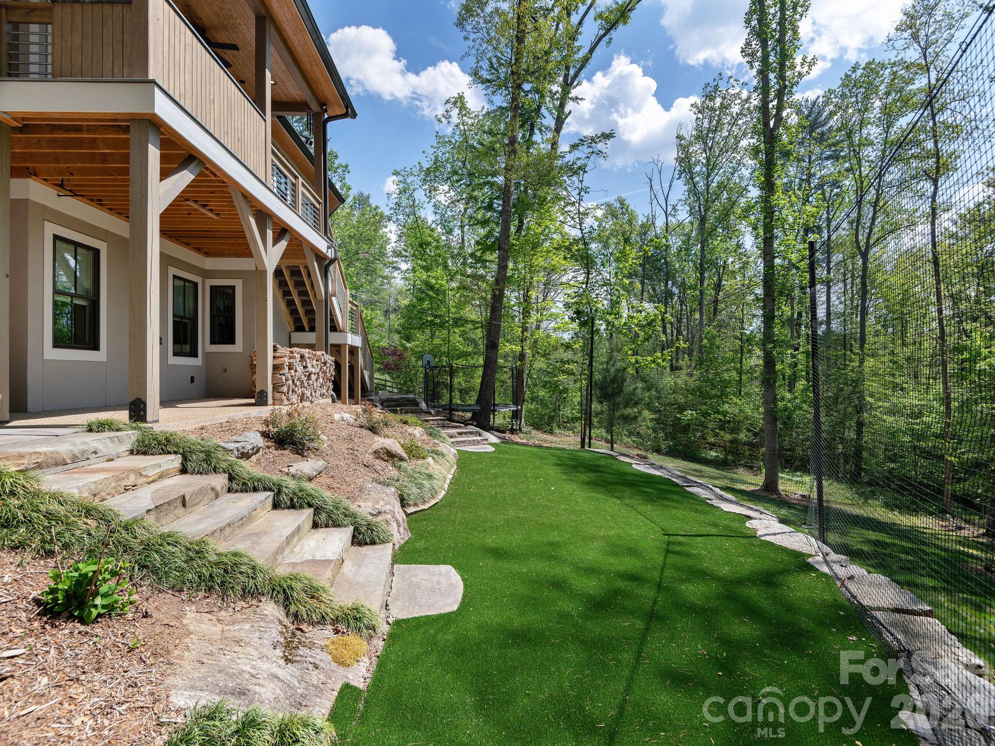 41 Hawberry Court Asheville NC 28805