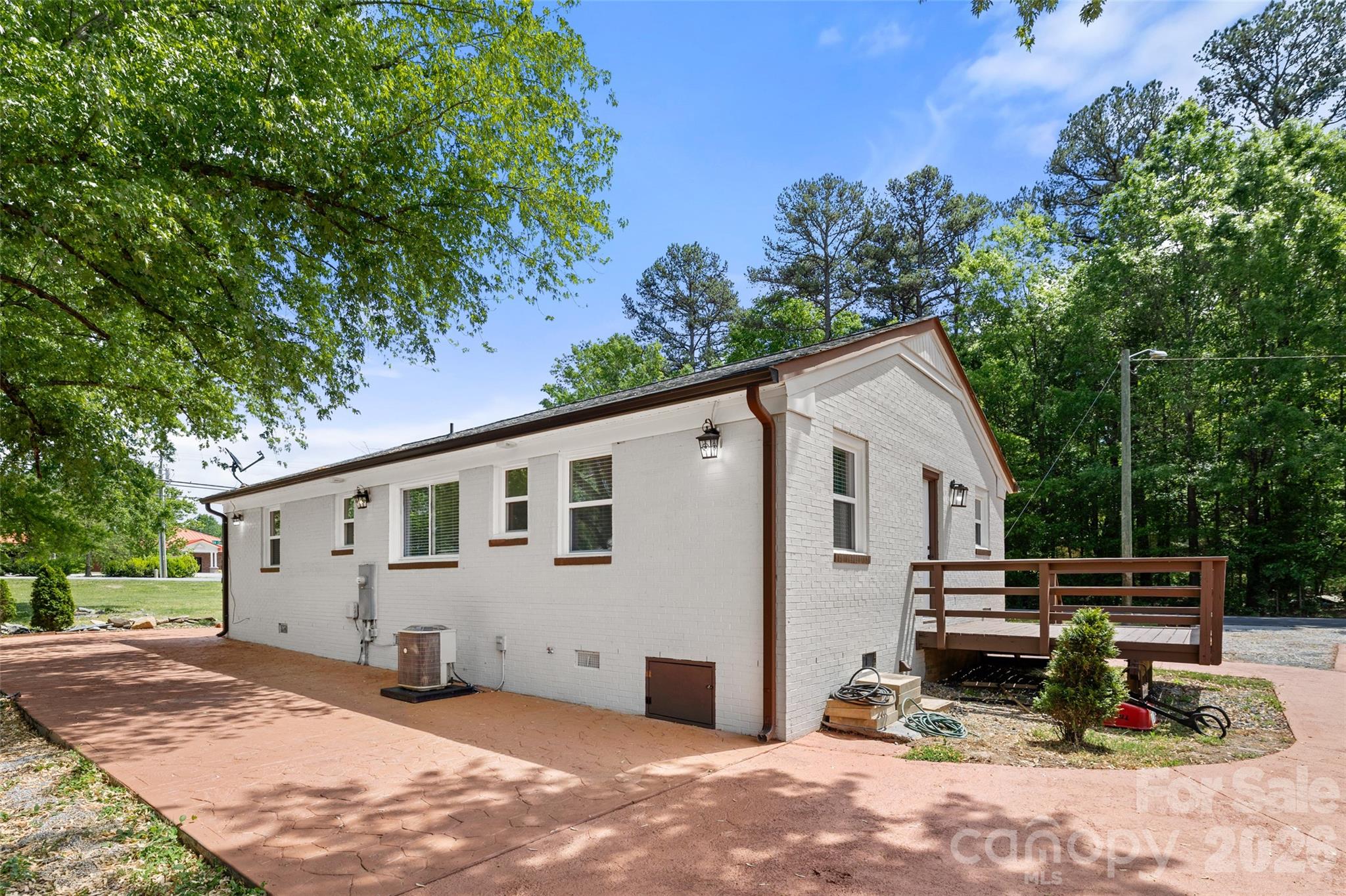 2123 Pinedell Avenue Monroe NC 28110