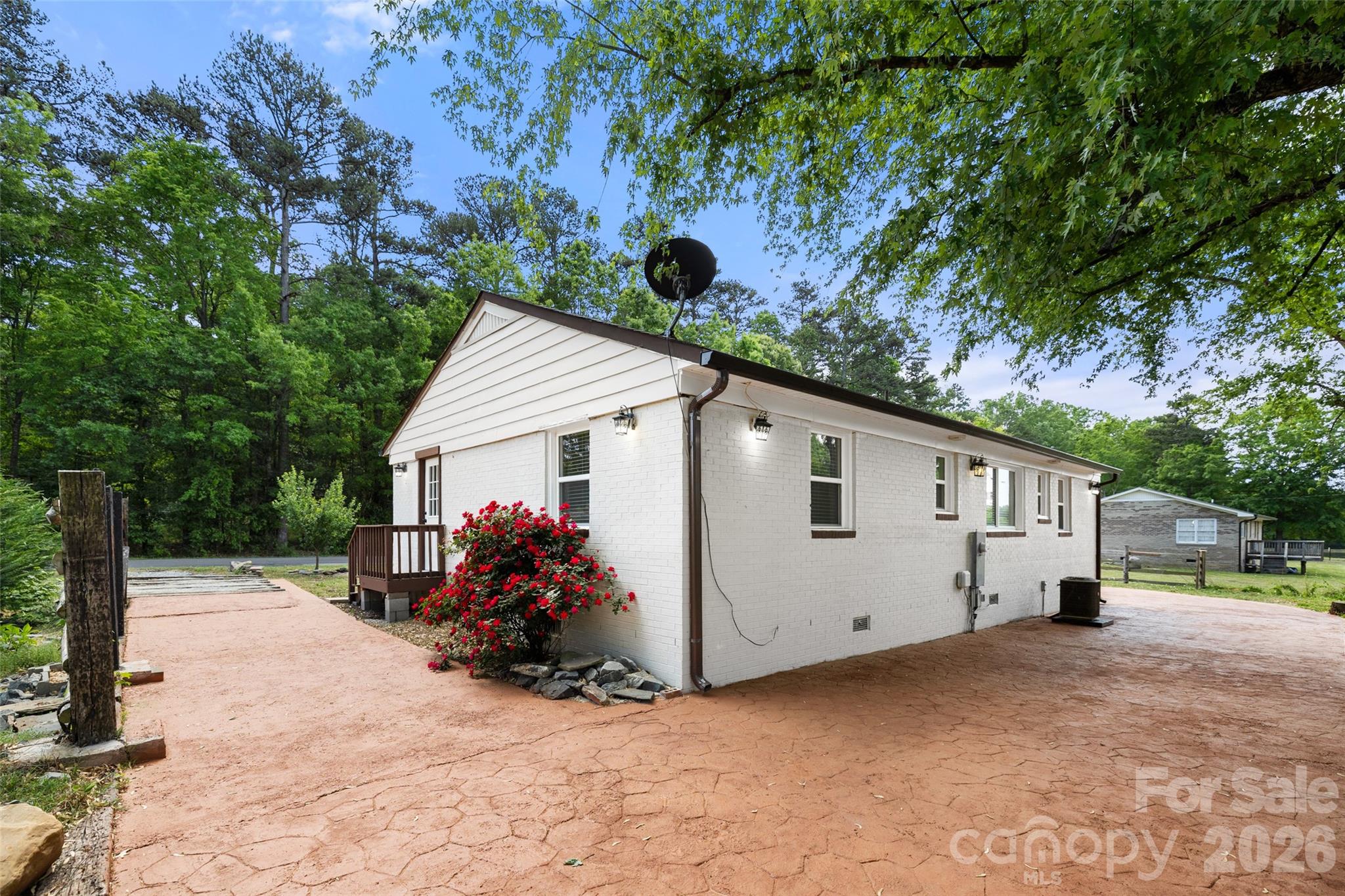 2123 Pinedell Avenue Monroe NC 28110