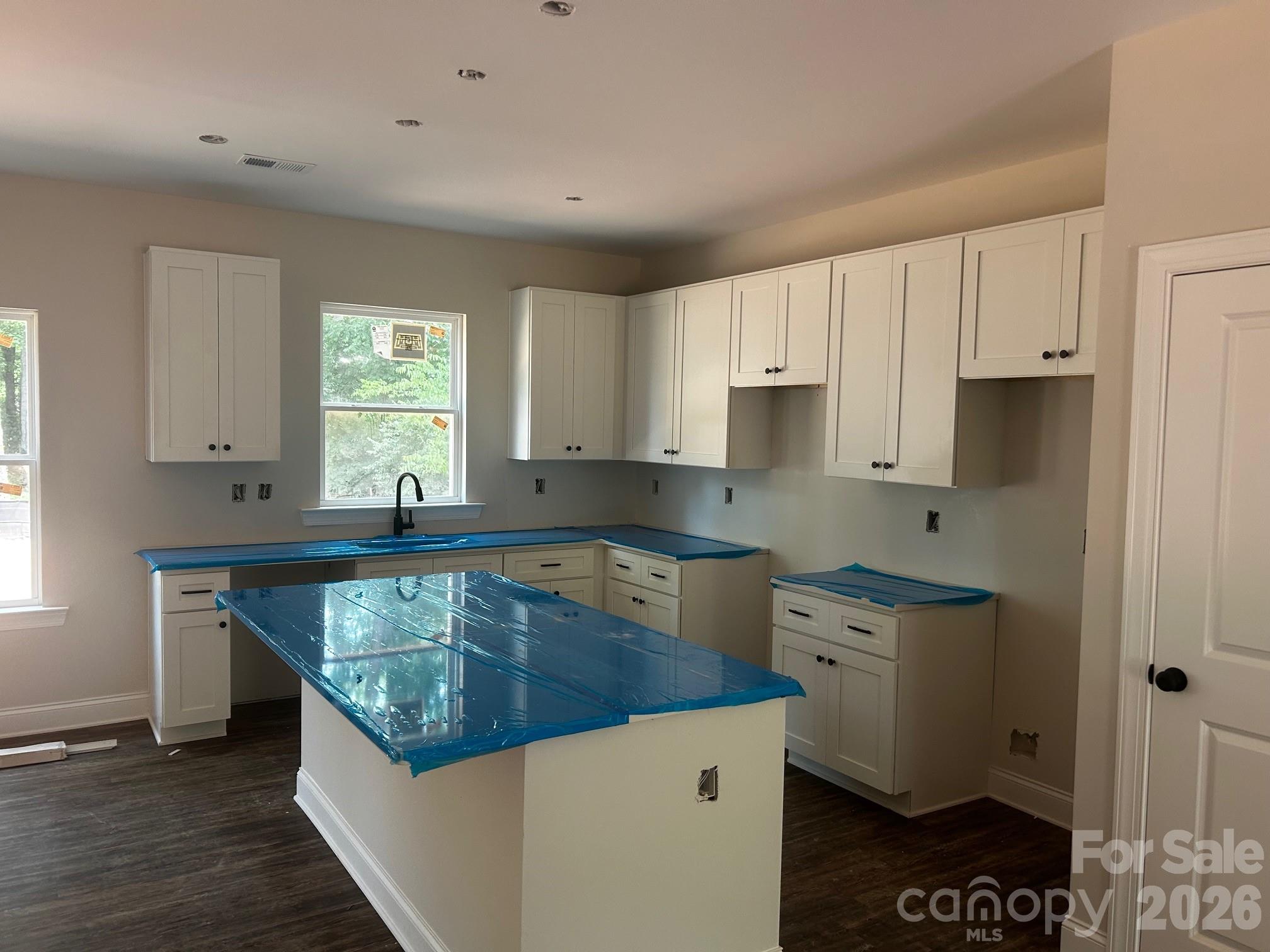 1915 Dove Drive Charlotte NC 28214