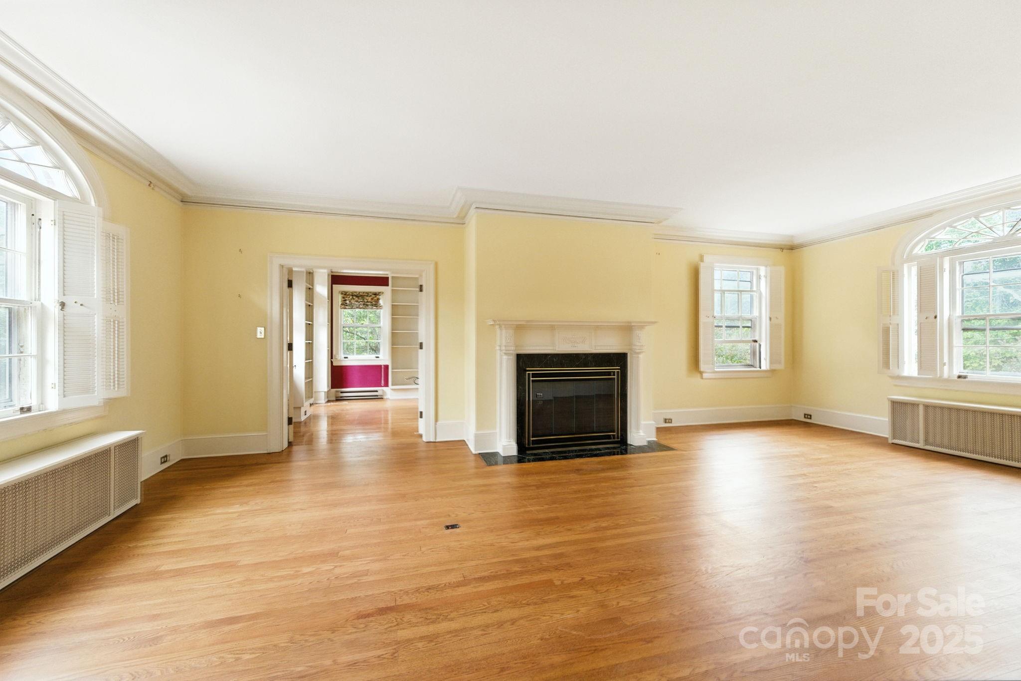 9 Griffing Boulevard Asheville NC 28804