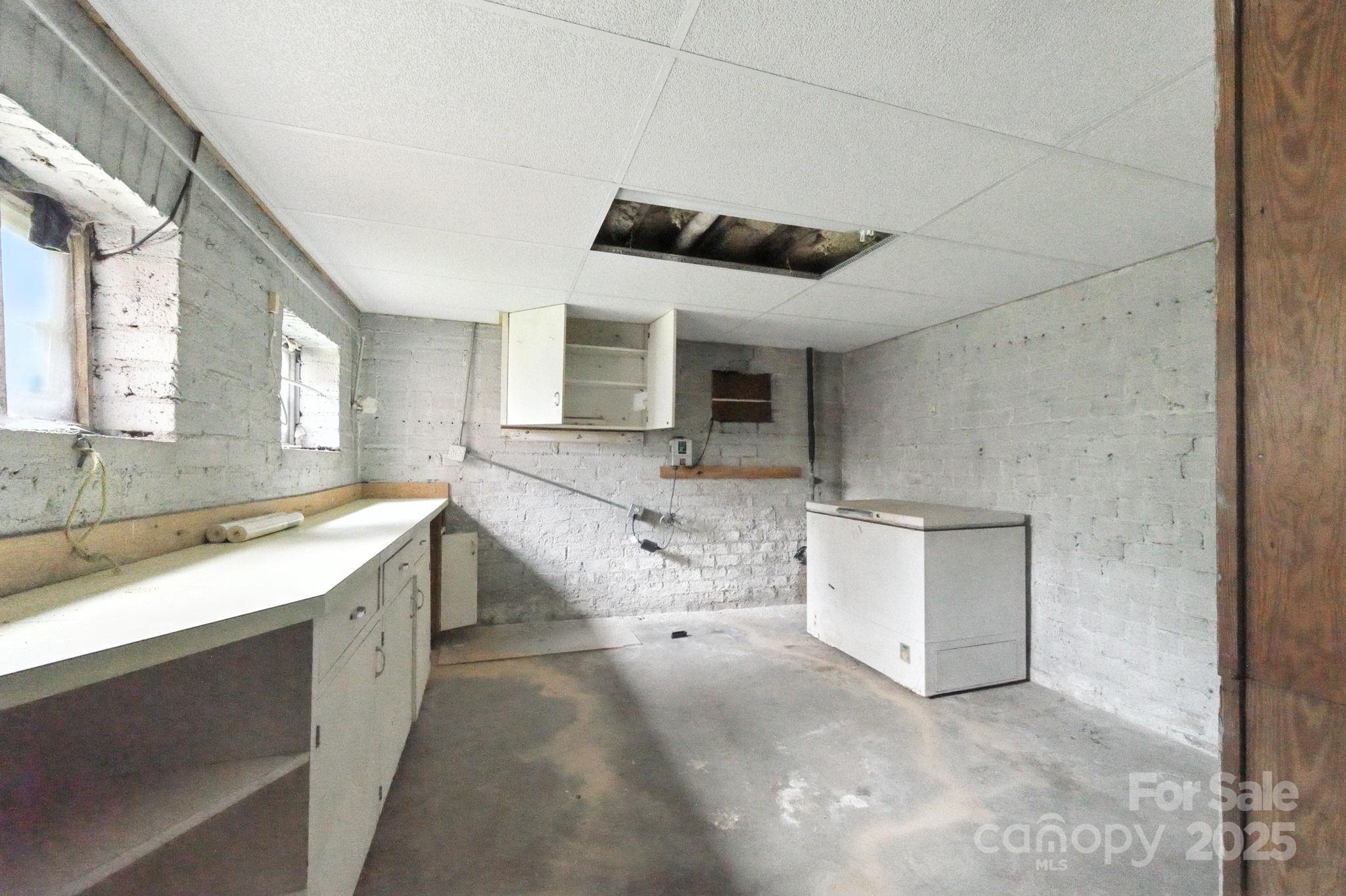 9 Griffing Boulevard Asheville NC 28804