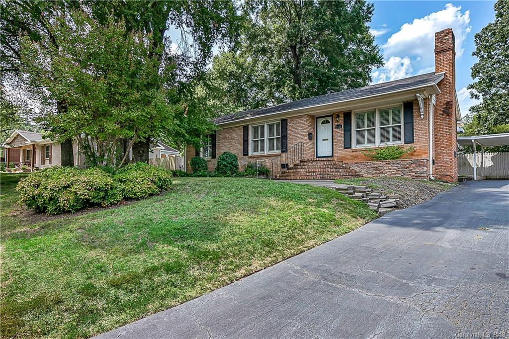 7111 Woodstream Drive Charlotte NC 28210
