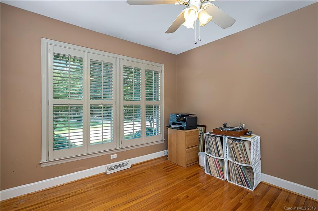 7111 Woodstream Drive Charlotte NC 28210