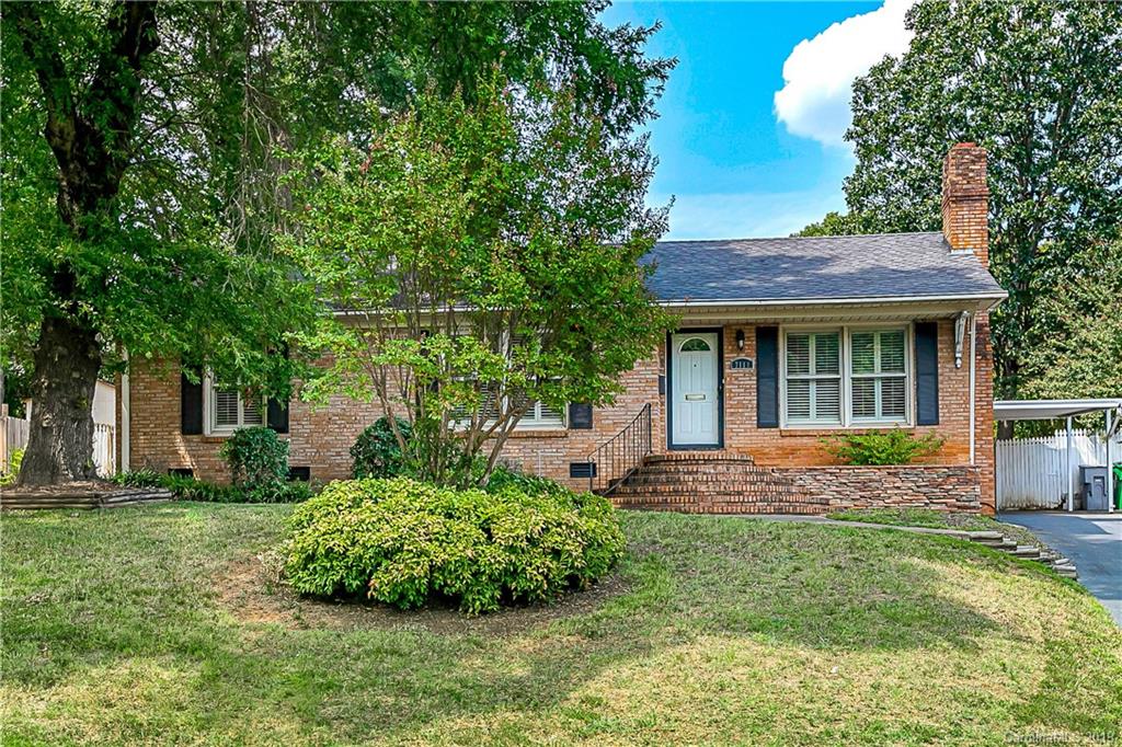 7111 Woodstream Drive Charlotte NC 28210