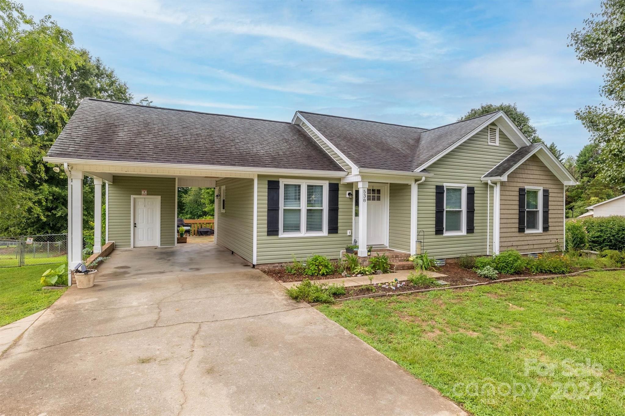 538 Heritage Farm Road Hickory NC 28601