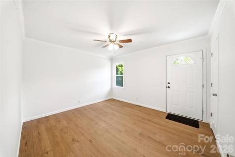 1335 Little Mountain Road Columbus NC 28722