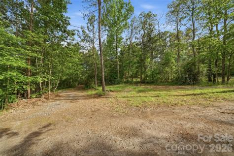 1335 Little Mountain Road Columbus NC 28722