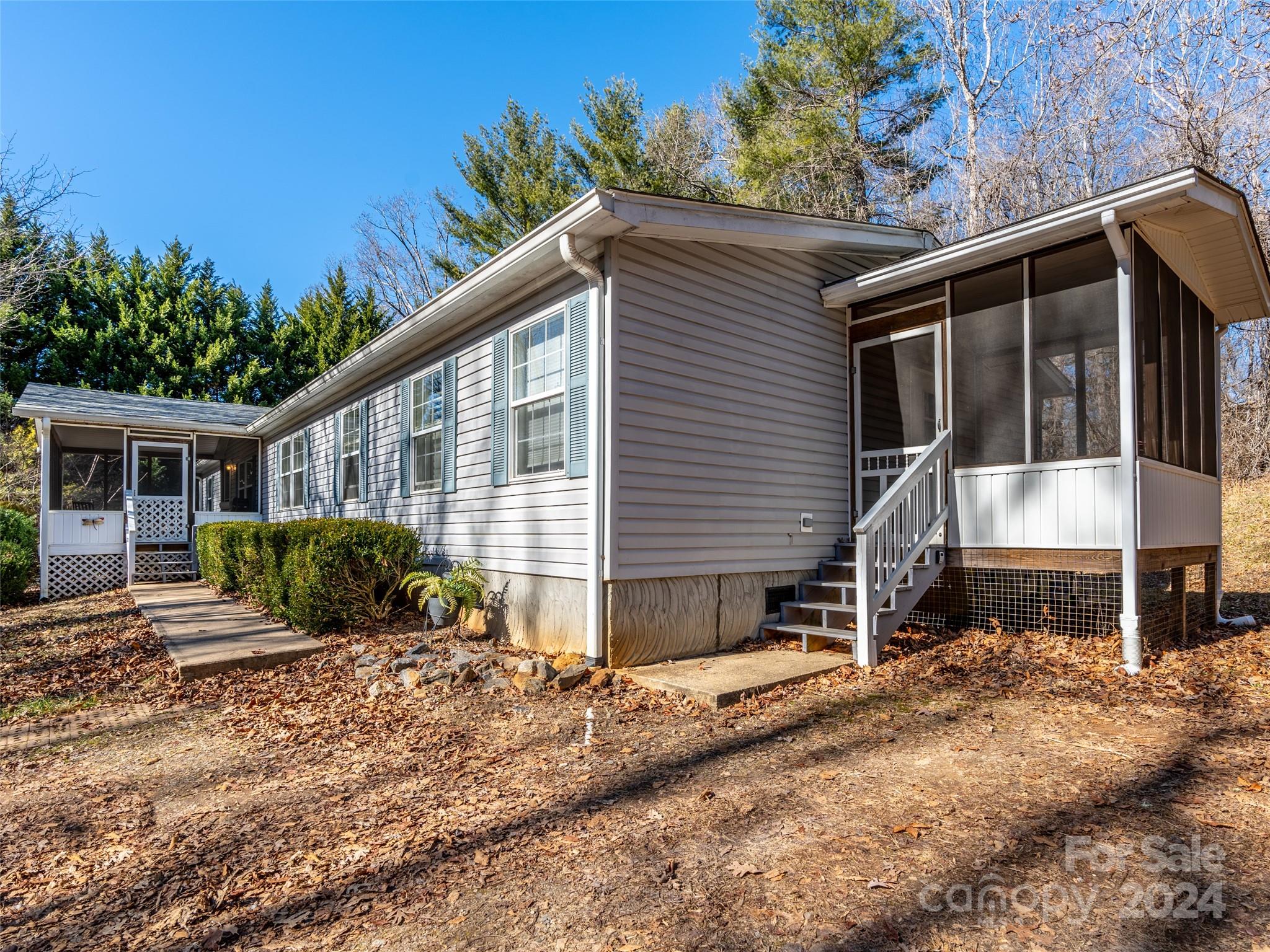 3 Double Oaks Drive Asheville NC 28805
