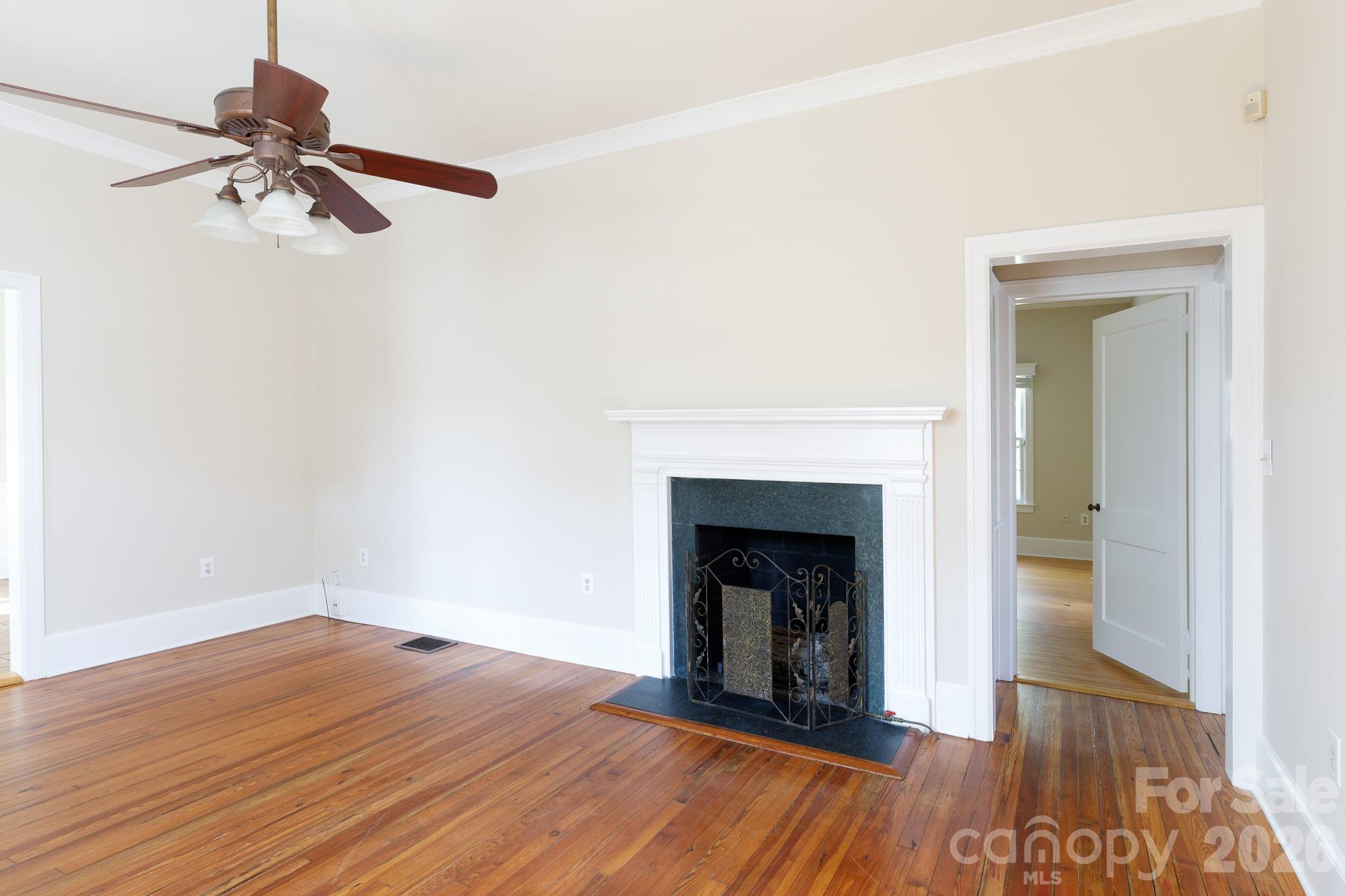 224 W 4th Avenue Gastonia NC 28052