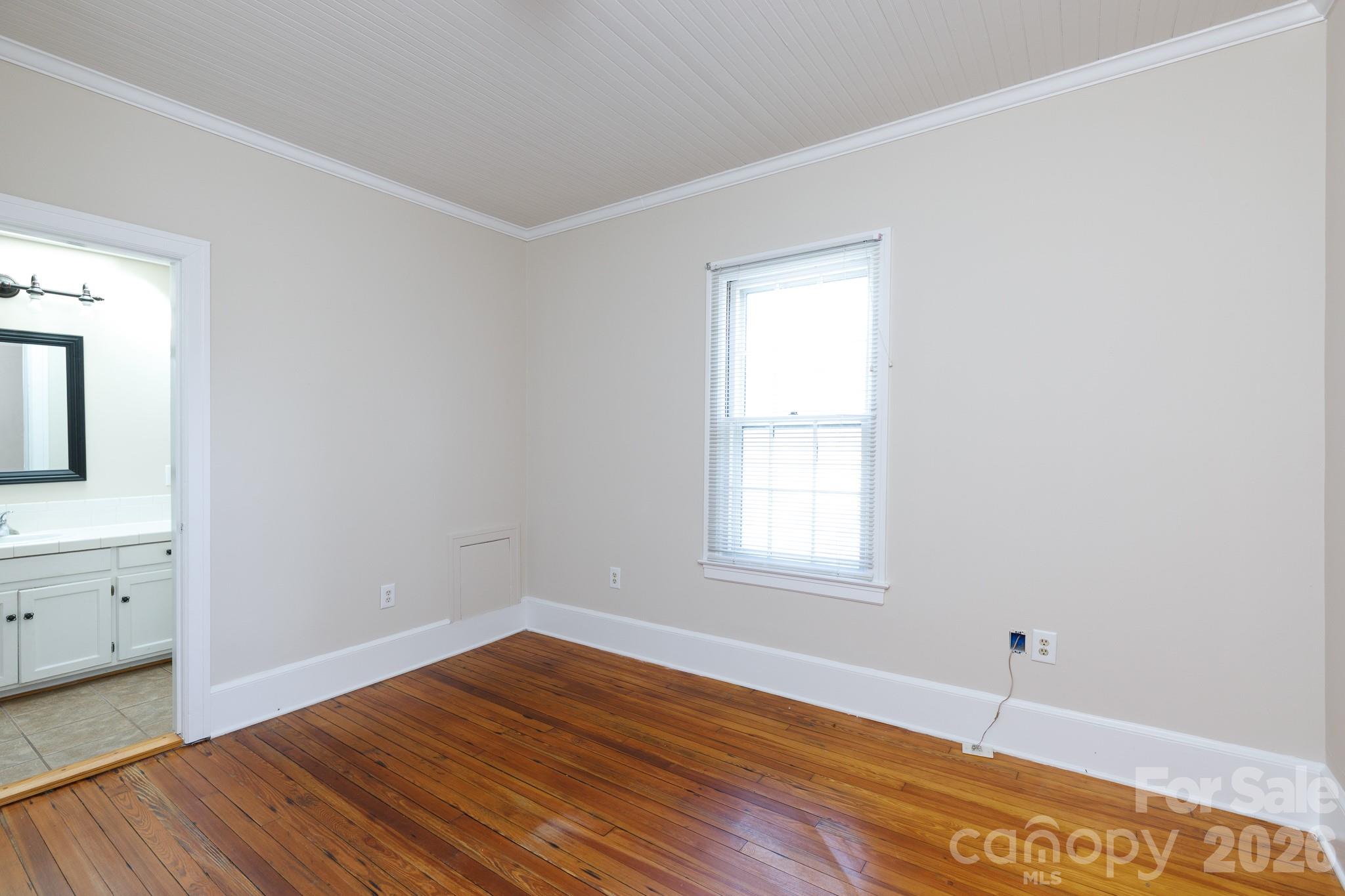 224 W 4th Avenue Gastonia NC 28052