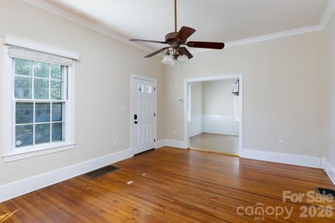 224 W 4th Avenue Gastonia NC 28052