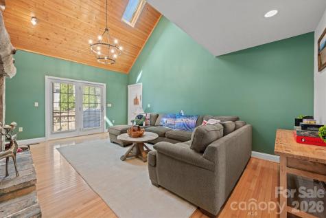 60 Rolling Lane Maggie Valley NC 28751