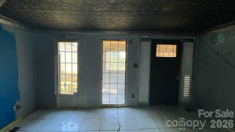 2112 Harpertown Circle Lenoir NC 28645