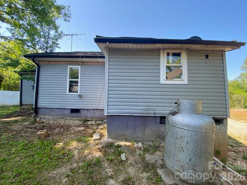 2112 Harpertown Circle Lenoir NC 28645