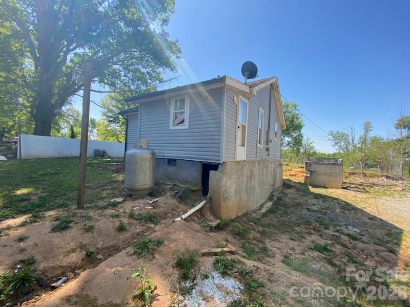 2112 Harpertown Circle Lenoir NC 28645