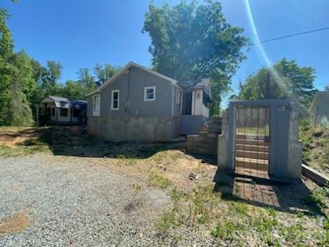 2112 Harpertown Circle Lenoir NC 28645