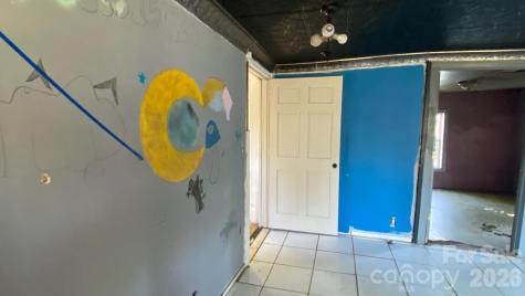 2112 Harpertown Circle Lenoir NC 28645