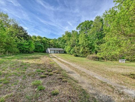 10896 Pioneer Mill Road Concord NC 28025