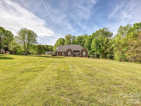 10896 Pioneer Mill Road Concord NC 28025