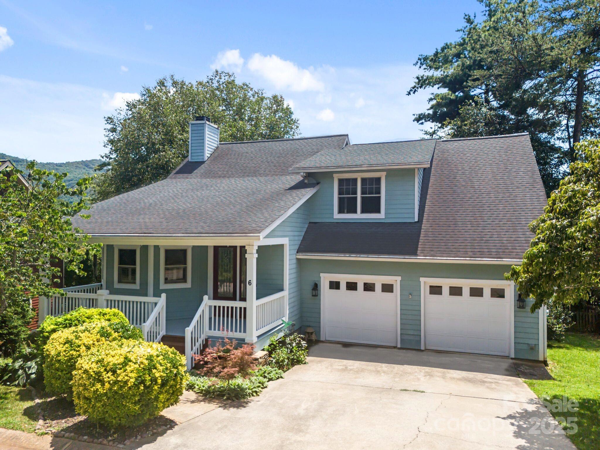 6 Oakhaven Terrace Asheville NC 28803