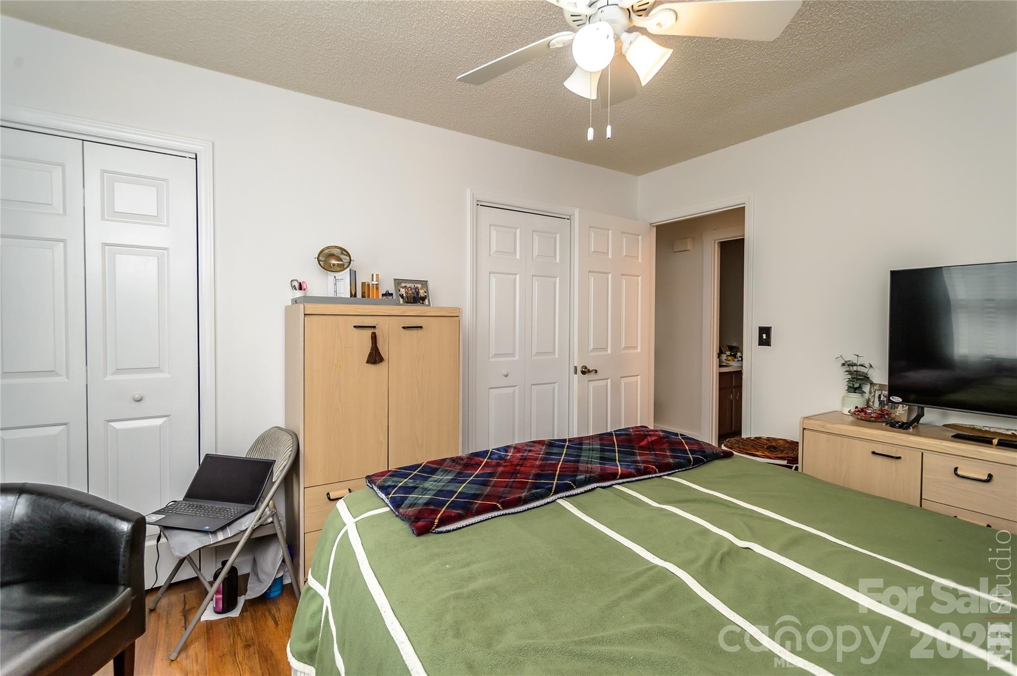 5164 Olde School Drive Hickory NC 28602