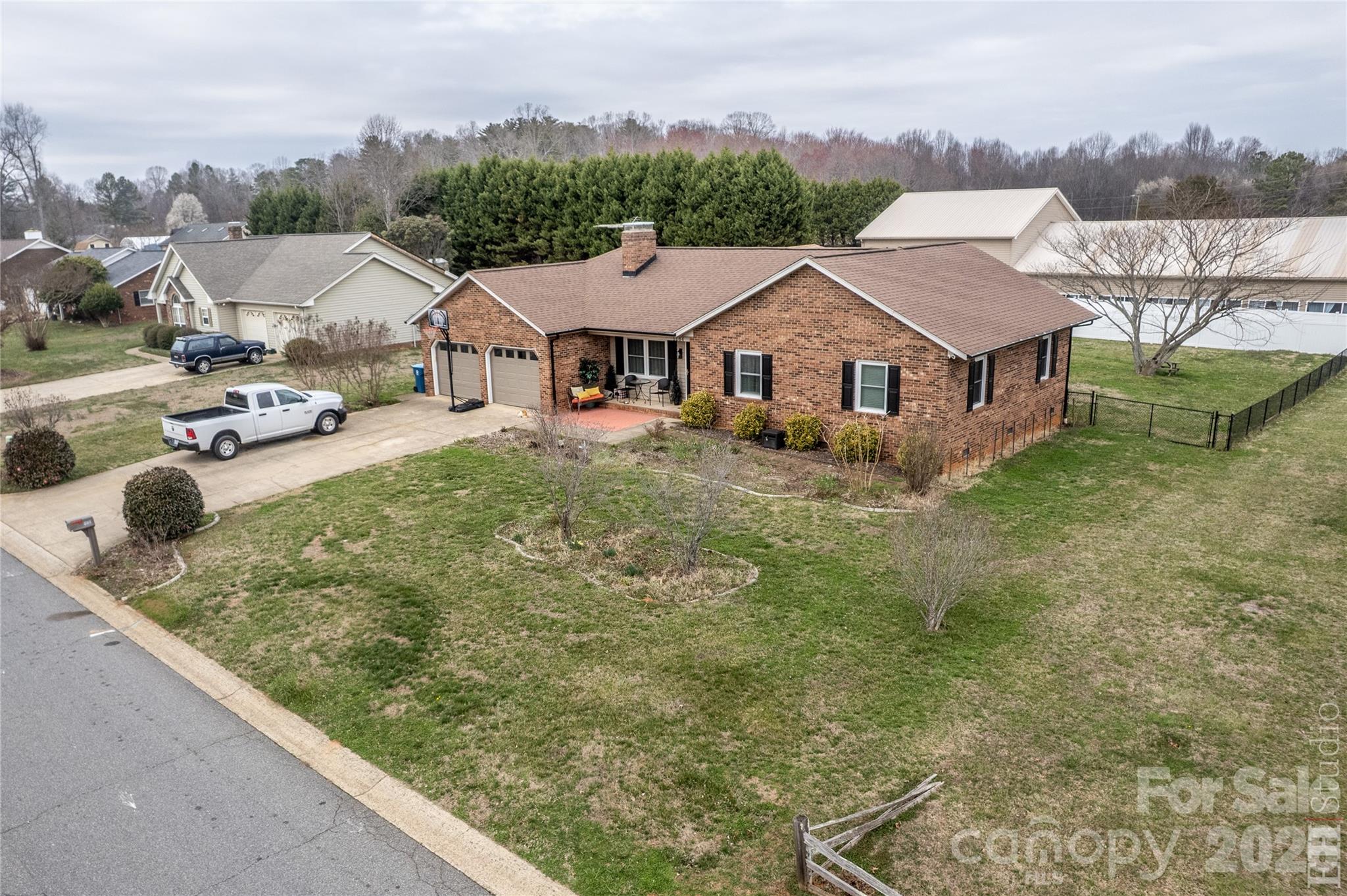 5164 Olde School Drive Hickory NC 28602