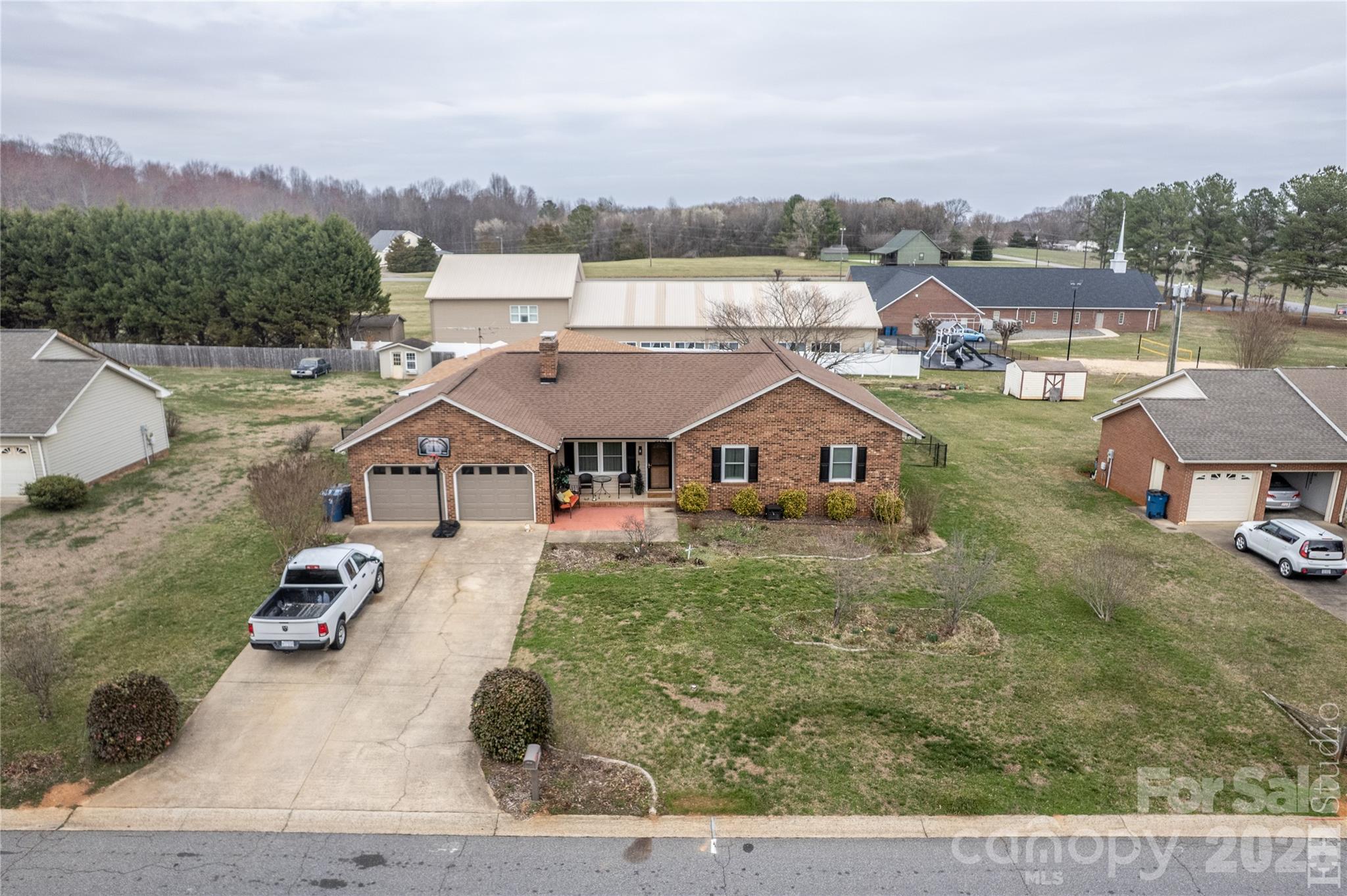 5164 Olde School Drive Hickory NC 28602