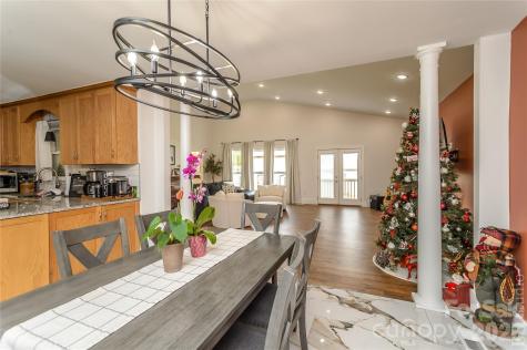 5164 Olde School Drive Hickory NC 28602