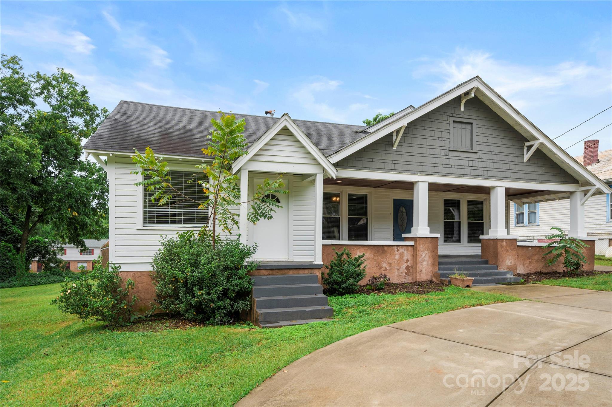 215 W D Street Newton NC 28658