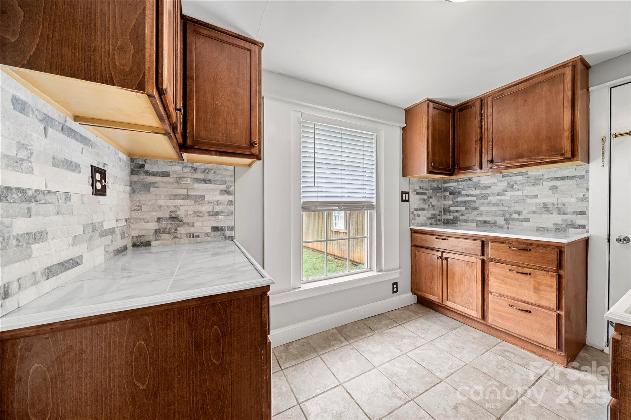 215 W D Street Newton NC 28658