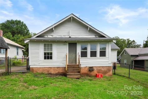 215 W D Street Newton NC 28658