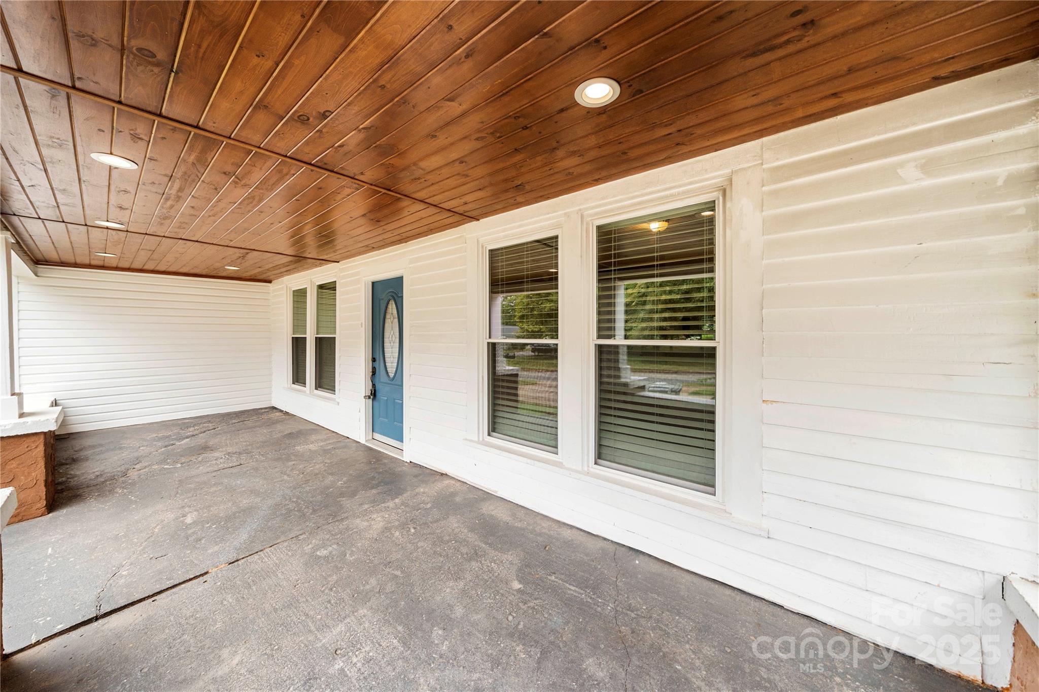 215 W D Street Newton NC 28658