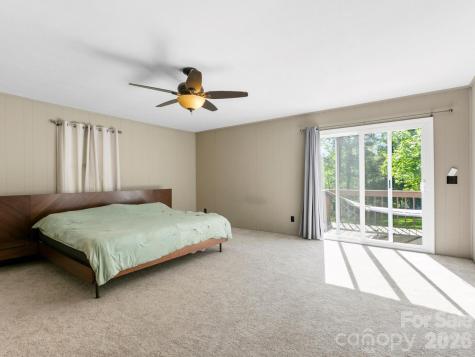 97 Columbia Circle Hendersonville NC 28792