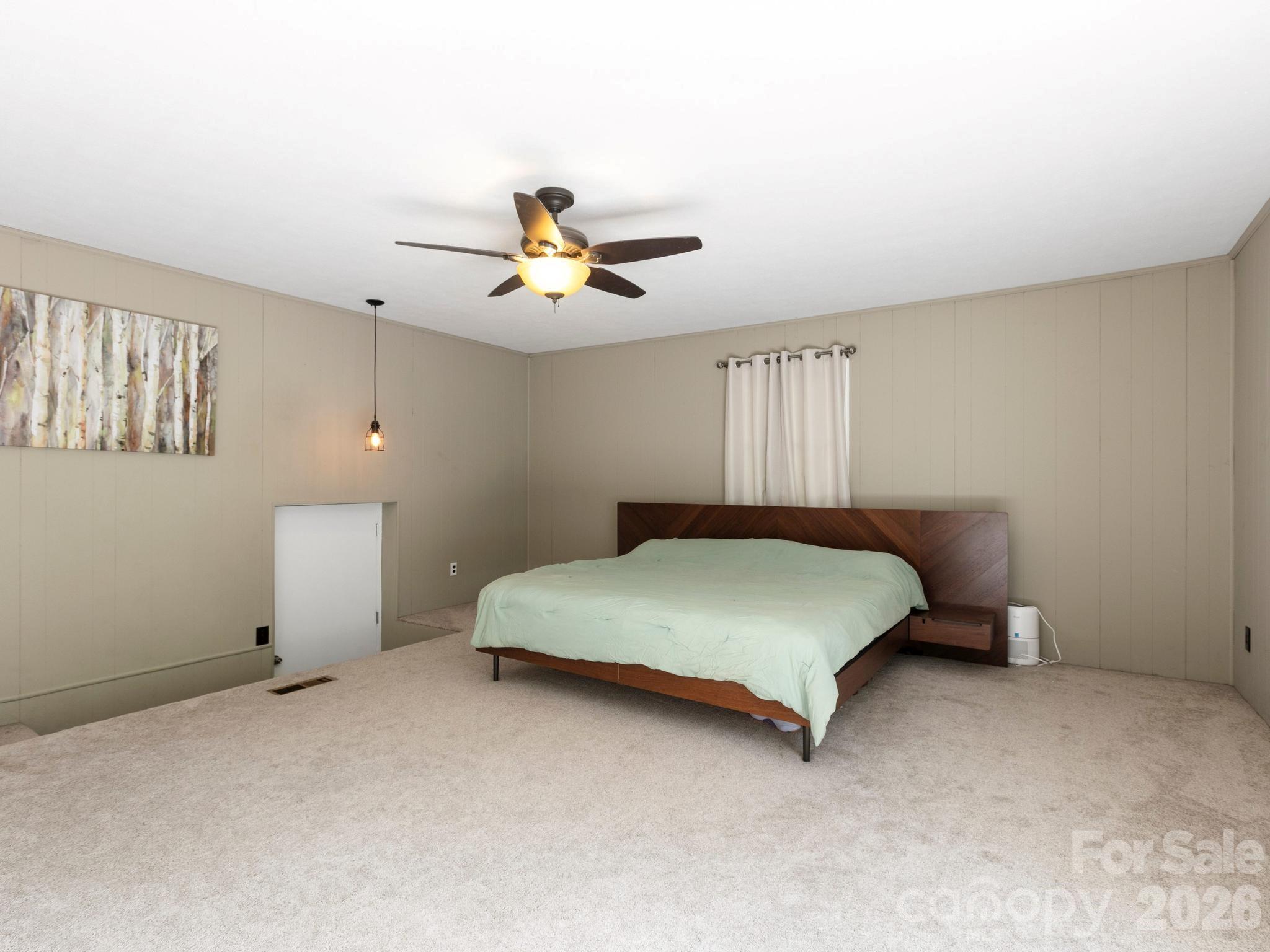 97 Columbia Circle Hendersonville NC 28792