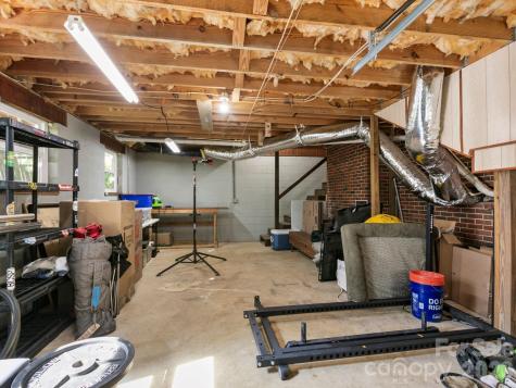 97 Columbia Circle Hendersonville NC 28792