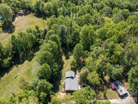 97 Columbia Circle Hendersonville NC 28792