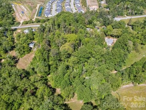 97 Columbia Circle Hendersonville NC 28792
