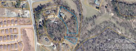 97 Columbia Circle Hendersonville NC 28792