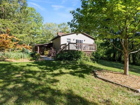 97 Columbia Circle Hendersonville NC 28792