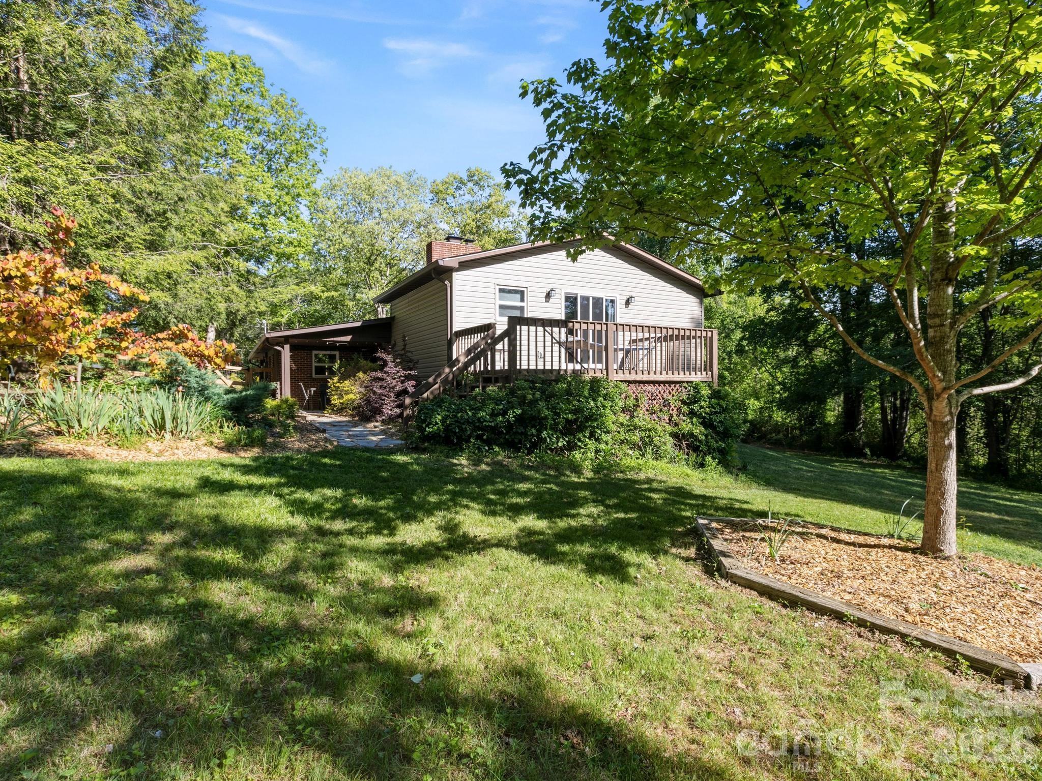 97 Columbia Circle Hendersonville NC 28792