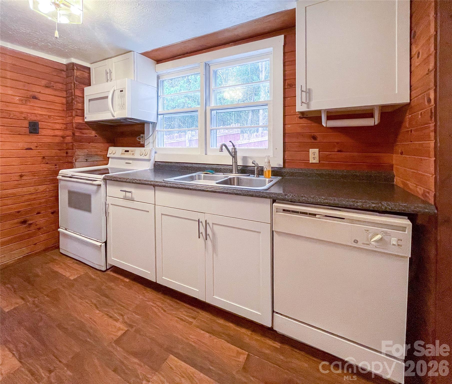 813 Severt Circle NE Lenoir NC 28645