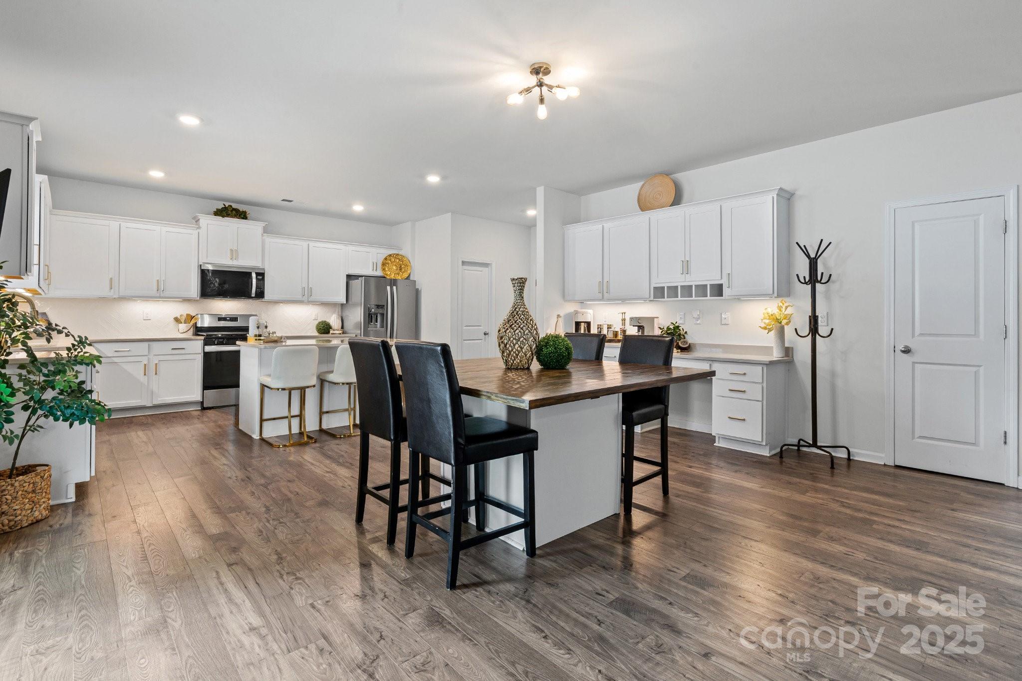 919 Rock Haven Drive Charlotte NC 28216