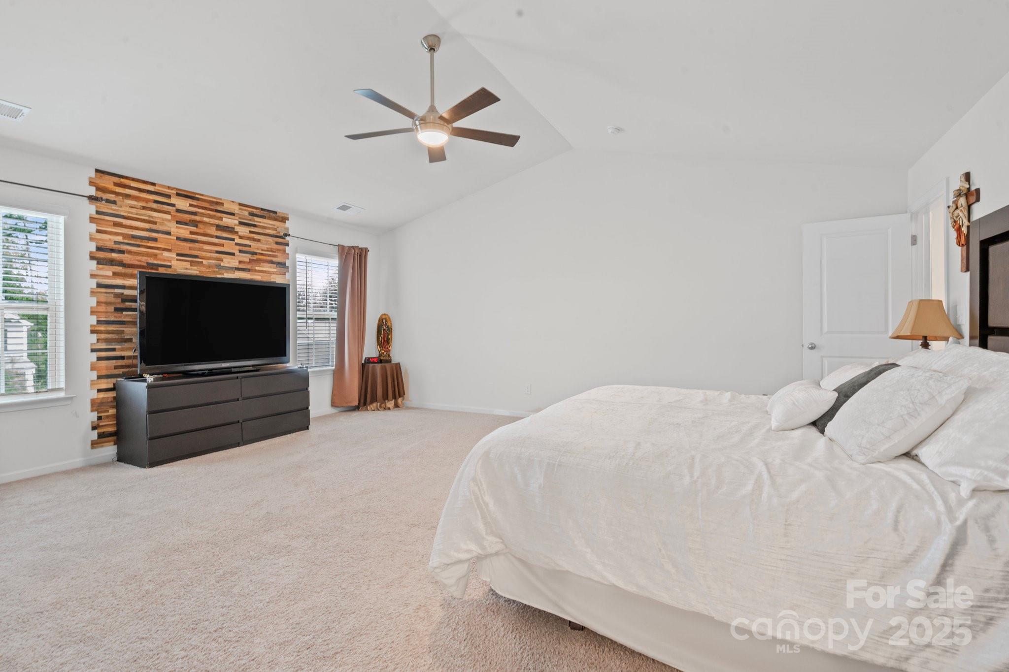 919 Rock Haven Drive Charlotte NC 28216