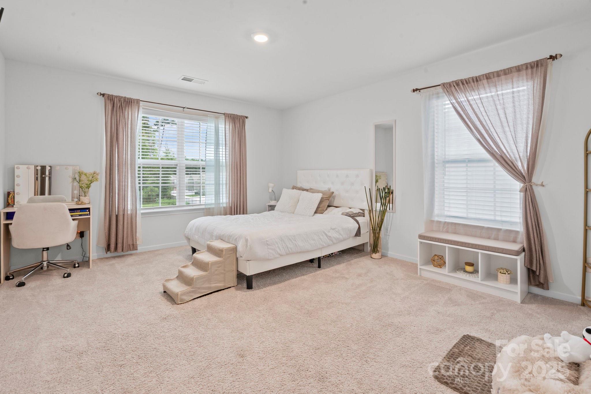 919 Rock Haven Drive Charlotte NC 28216
