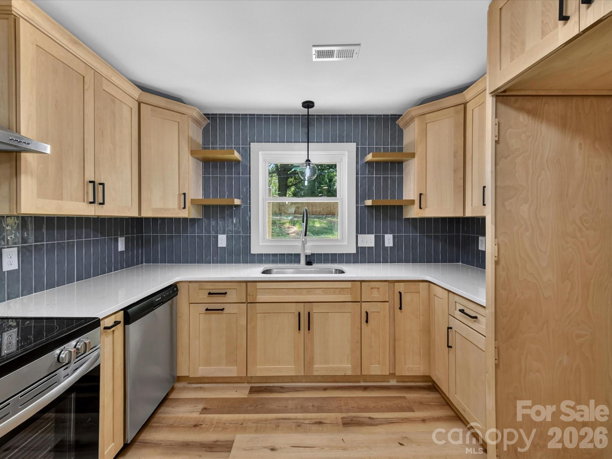 3132 Sudbury Road Charlotte NC 28205