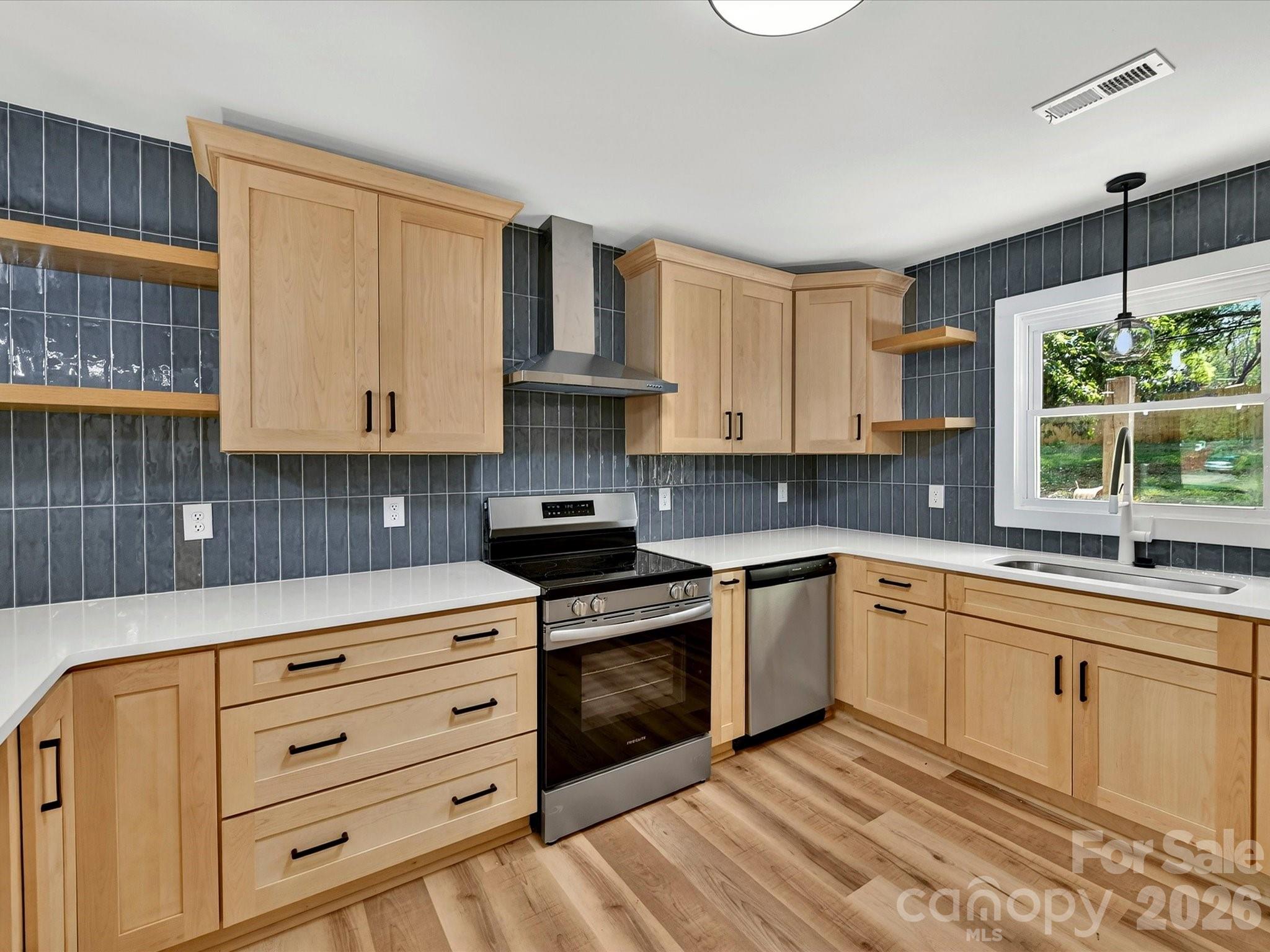 3132 Sudbury Road Charlotte NC 28205