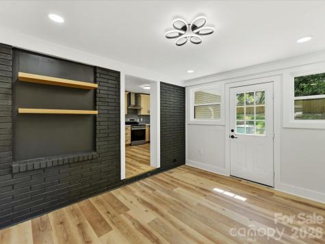 3132 Sudbury Road Charlotte NC 28205