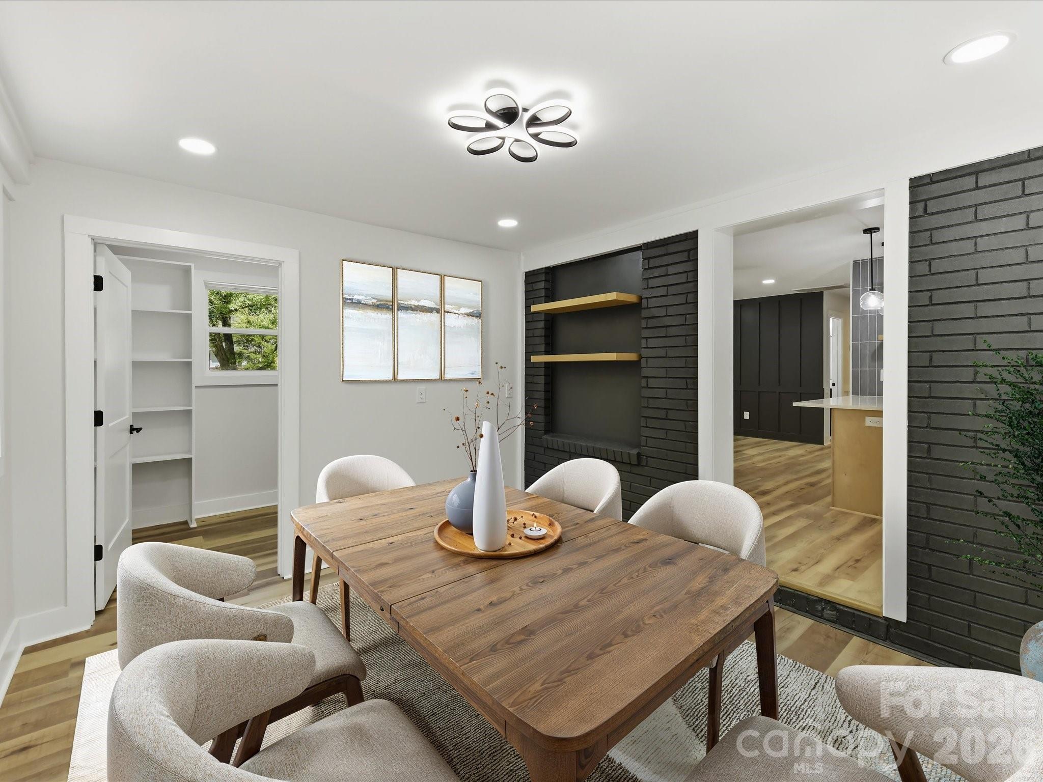 3132 Sudbury Road Charlotte NC 28205